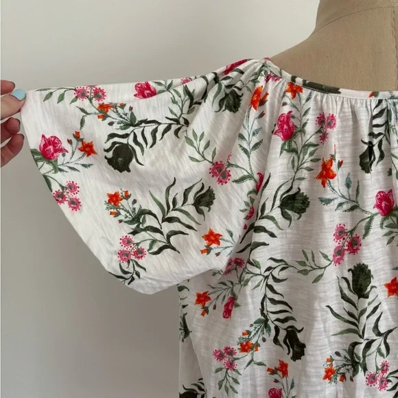 Style & Co T-Shirt White Floral Short Sleeves Petite L NWOT - Picture 2 of 5